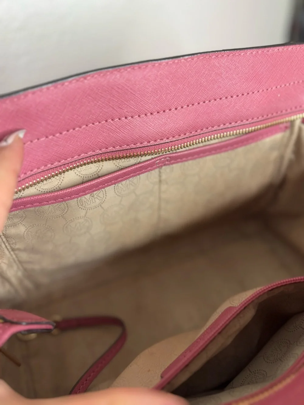 MICHAEL KORS 💖 Mauve Structured Satchel, Double Handles, Leather (8x14 inches)